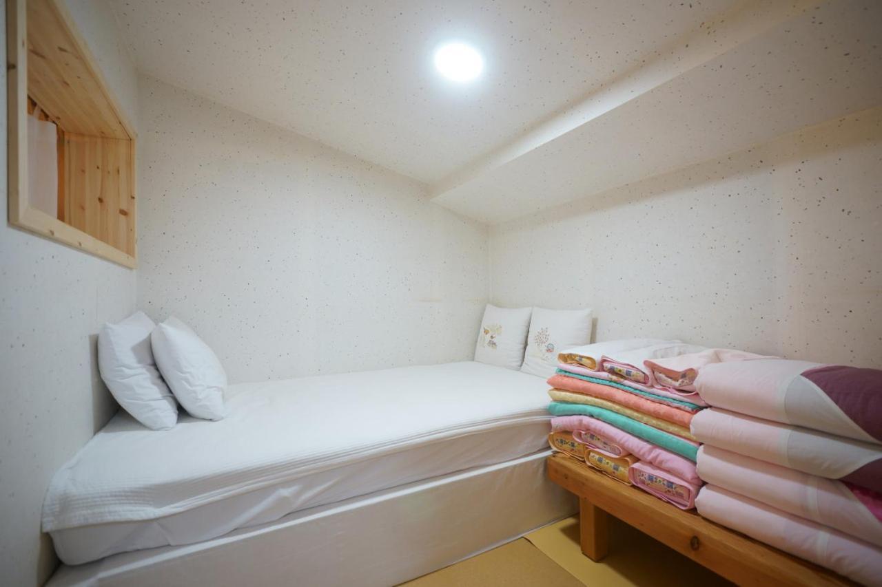 Hanok Madang Jeonju Buitenkant foto