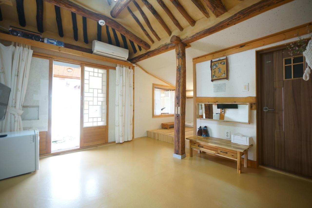 Hanok Madang Jeonju Buitenkant foto