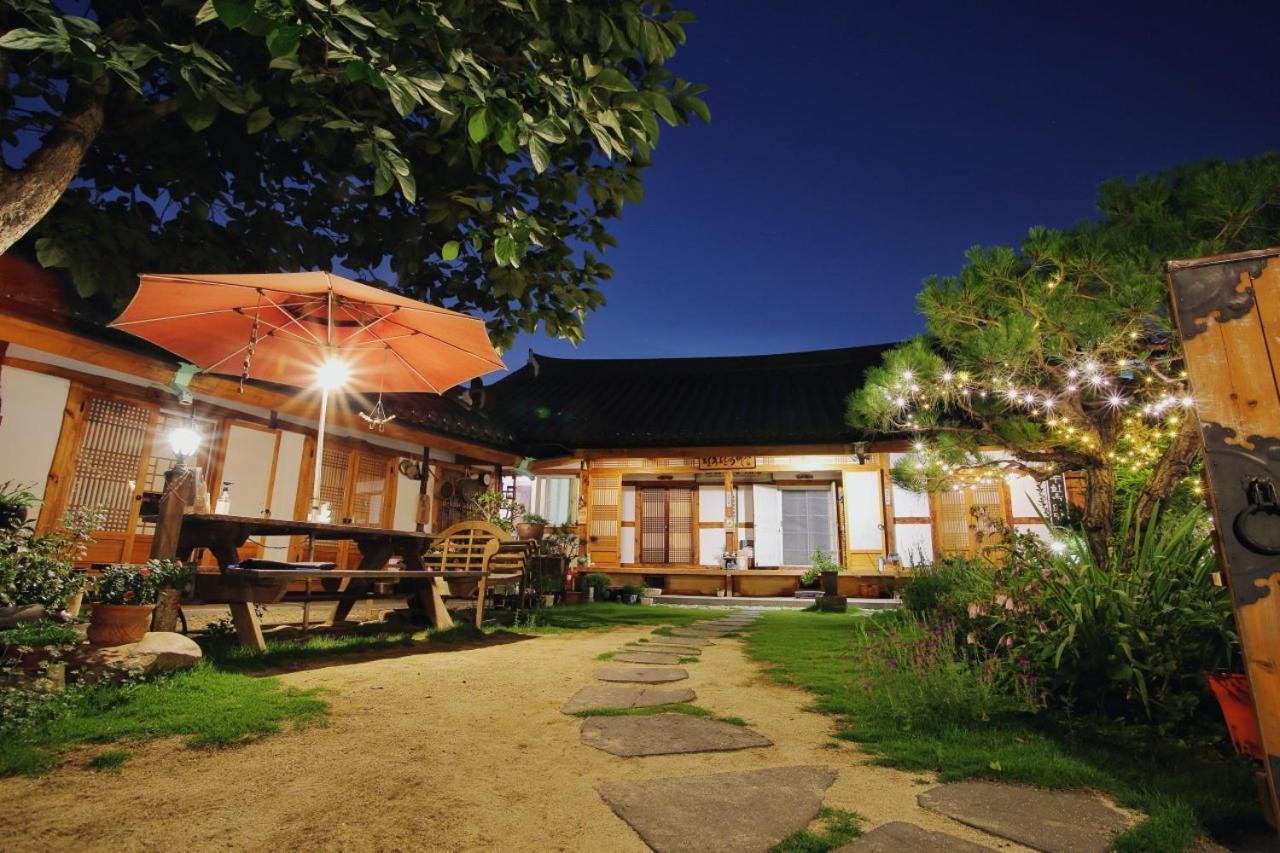 Hanok Madang Jeonju Buitenkant foto