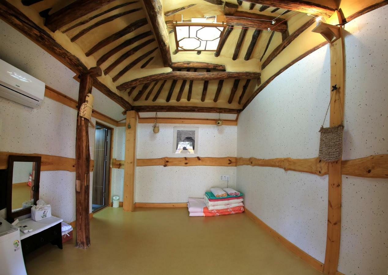 Hanok Madang Jeonju Buitenkant foto